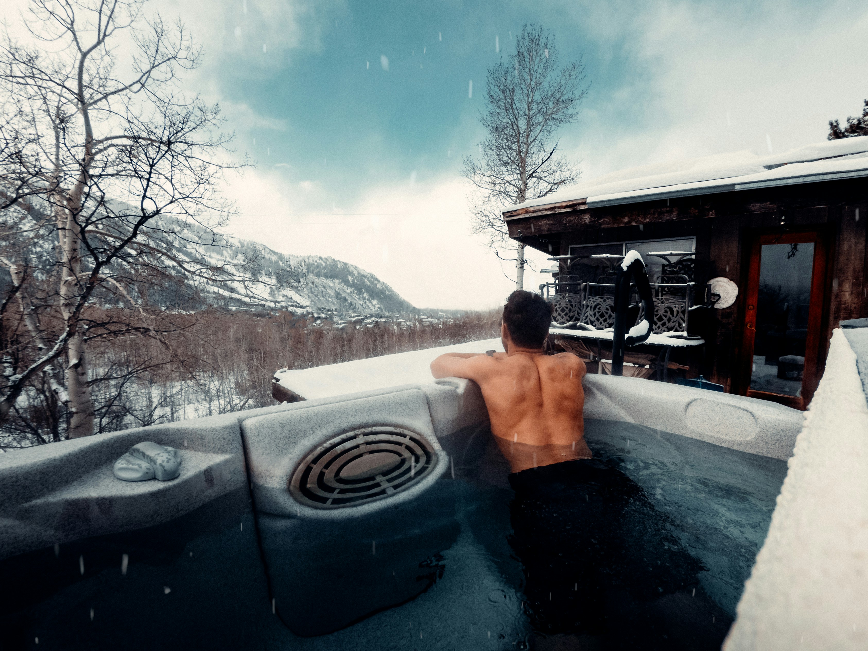 Hot tub under night sky